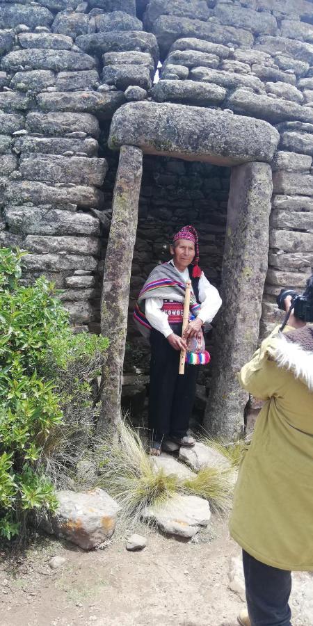 Taquile Hospedaje Mario Huillanopampa Bagian luar foto