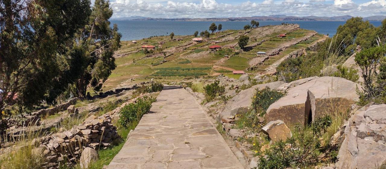 Taquile Hospedaje Mario Huillanopampa Bagian luar foto
